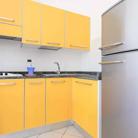 Apartment In Lignano 21642